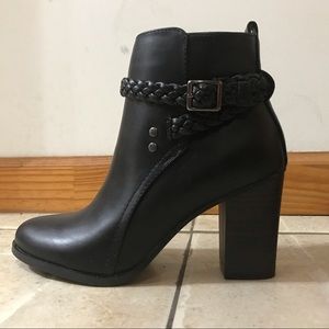 Booties American Eagle 6 1/2 Women’s Shoes with Heel and Strap